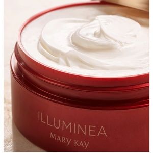 Mary Kay illuminea body soufflé